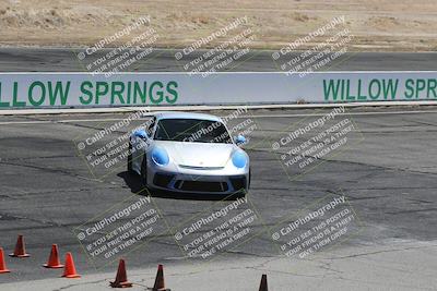 media/May-18-2022-Open Track Racing (Wed) [[f96b7d3cf4]]/Around the Pits/
